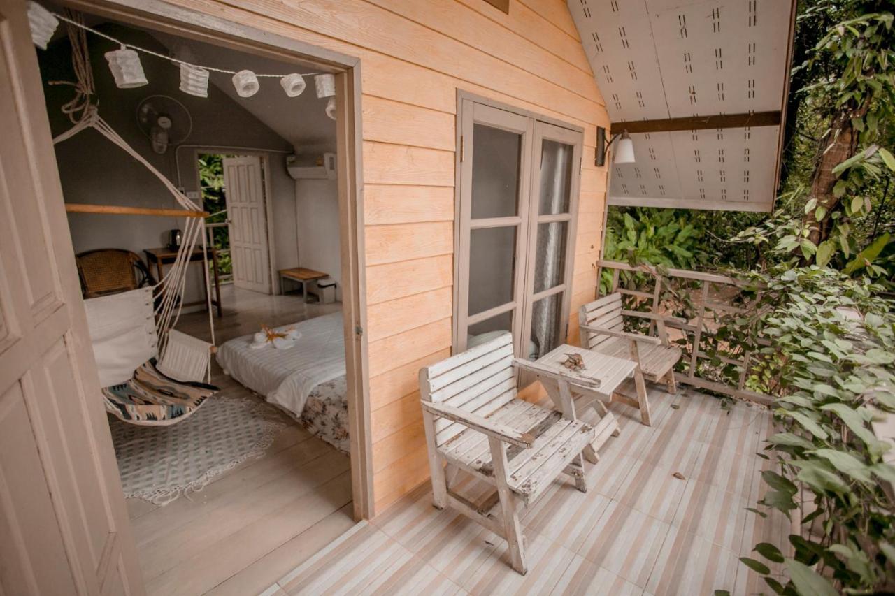Cozy Huts Hotel Trat Exterior foto