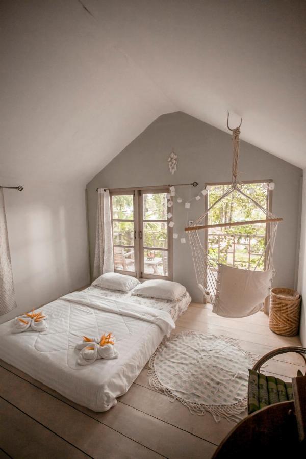 Cozy Huts Hotel Trat Exterior foto