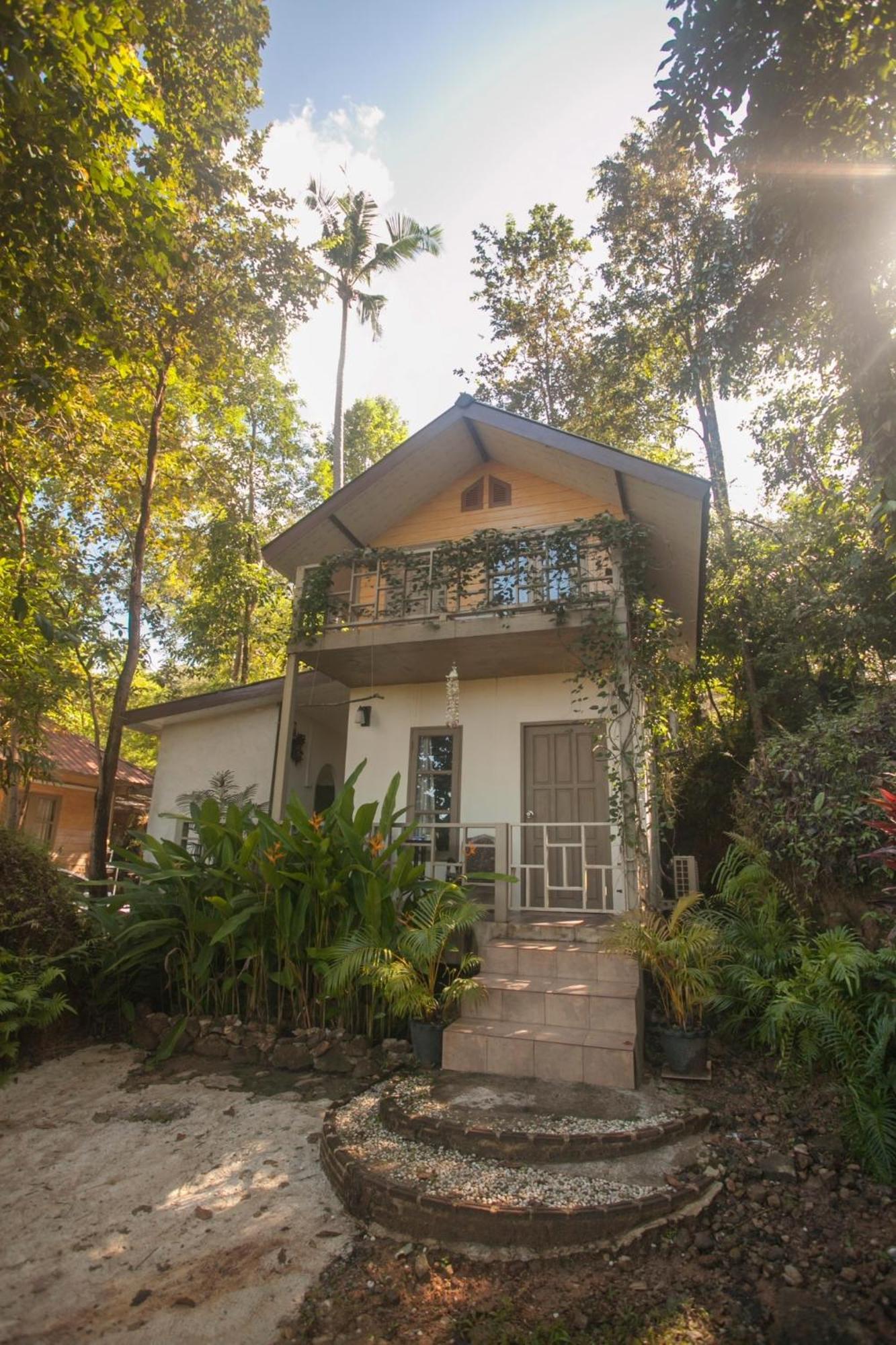 Cozy Huts Hotel Trat Quarto foto